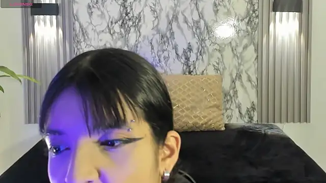 ChloeeMason online show from 11/11/25, 10:59