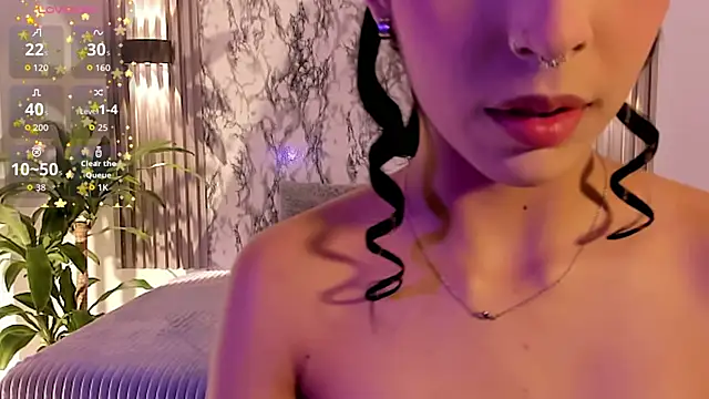 ChloeeMason online show from 12/17/25, 11:05