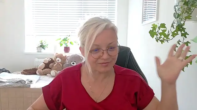 Linsy Kim online show from 03/19/26, 02:32