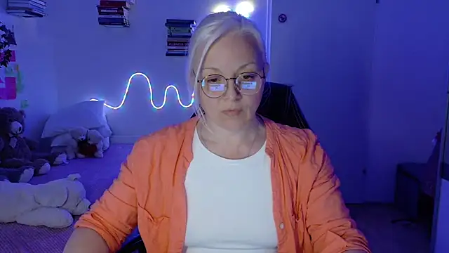 Linsy Kim online show from 04/25/26, 06:49