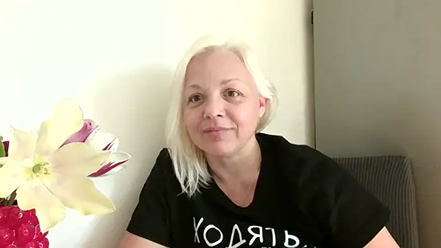 Linsy Kim online show from 05/03/26, 07:03
