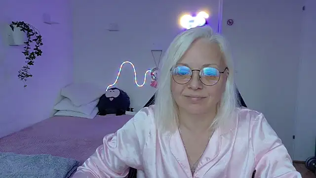 Linsy Kim online show from 05/12/26, 05:54