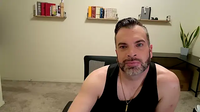 Snapshot of Ty_lerDavid chatting on 12/16/25, 10:37 Ty lerDavid online show from 12/16/25, 10:37