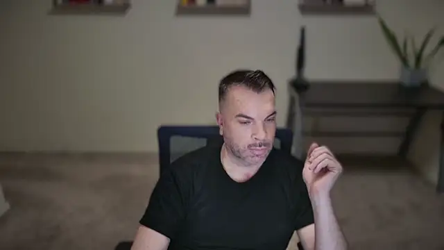 Snapshot of Ty_lerDavid chatting on 02/02/26, 07:45 Ty lerDavid online show from 02/02/26, 07:45