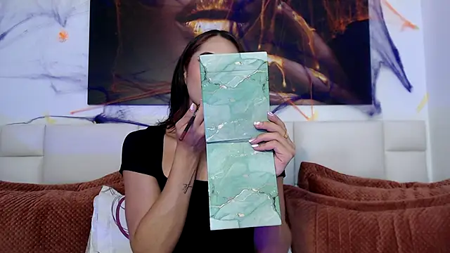 NicoletBlossom online show from 10/29/25, 12:07