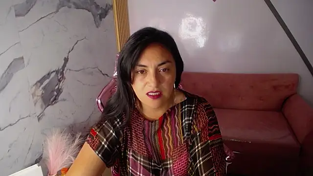 Snapshot of tamara_ch1 chatting on 09/09/25, 04:01 tamara ch1 online show from 09/09/25, 04:01