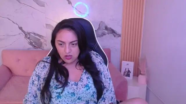 tamara ch1 online show from 12/19/25, 03:35