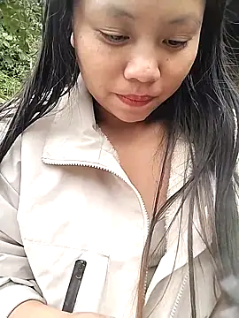 venu00 online show from 11/21/25, 03:05