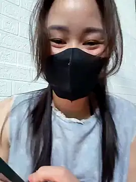 Singlemom69x online show from 03/08/26, 02:04