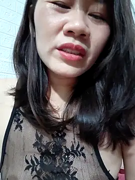 Snapshot of Singlemom69x chatting on 06/03/26, 02:33 Singlemom69x online show from 06/03/26, 02:33