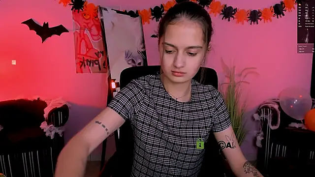 talia seduce online show from 10/29/25, 02:41