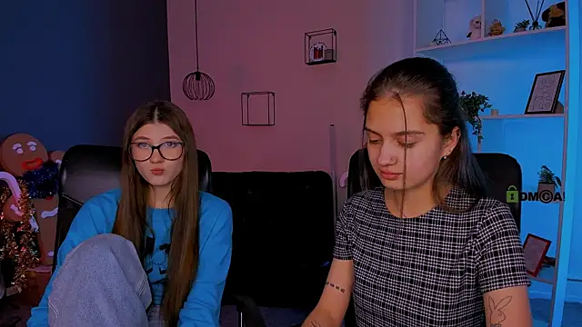 Snapshot of talia_seduce chatting on 01/12/26, 01:49 talia seduce online show from 01/12/26, 01:49