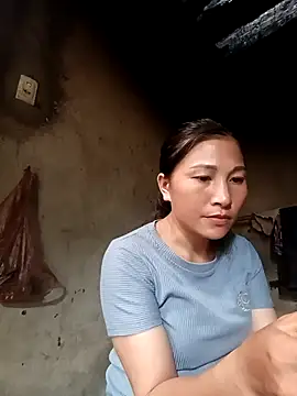 Snapshot of YAYAA-502 chatting on 09/13/25, 07:41 YAYAA-502 online show from 09/13/25, 07:41