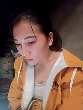 YAYAA-502 online show from 11/11/25, 02:55