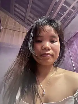 Ngoc-bbi online show from 05/17/26, 04:25