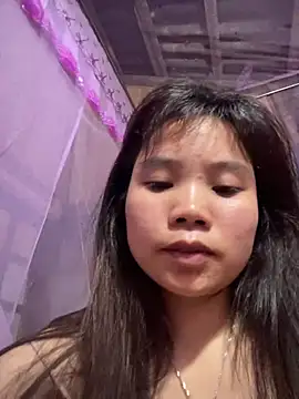Ngoc-bbi online show from 05/18/26, 05:19