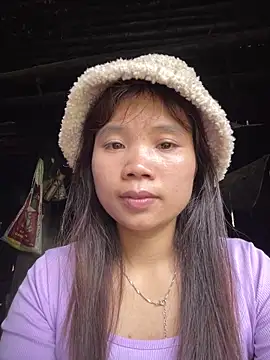 Ngoc-bbi online show from 05/22/26, 03:35