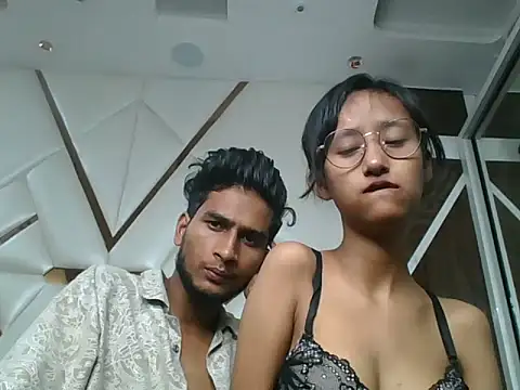 lily 9900 online show from 10/03/25, 10:23