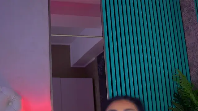 ArabellaPosh online show from 12/16/25, 05:45