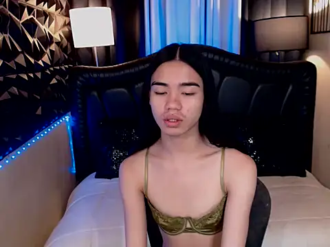 Snapshot of KatalunaBrown chatting on 03/13/26, 03:46 KatalunaBrown online show from 03/13/26, 03:46