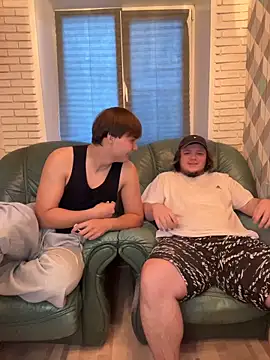 desiredude9 online show from 12/04/25, 09:40