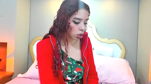 AteneaGreyy online show from 12/20/25, 12:12