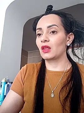 Snapshot of sarita_star chatting on 05/07/26, 04:12 sarita star online show from 05/07/26, 04:12