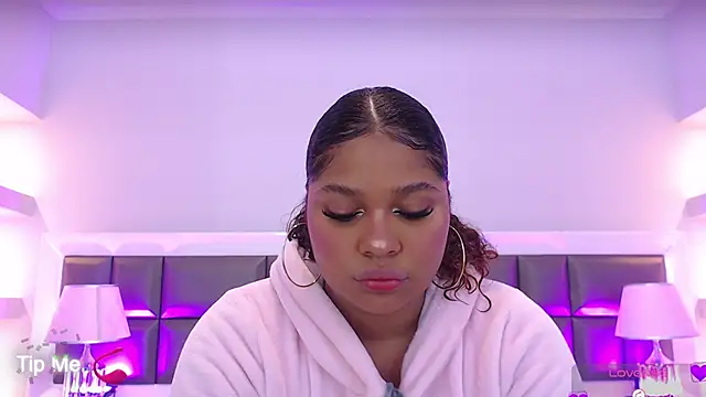 LennaEvans online show from 09/20/25, 12:17