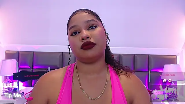 LennaEvans online show from 10/28/25, 10:52