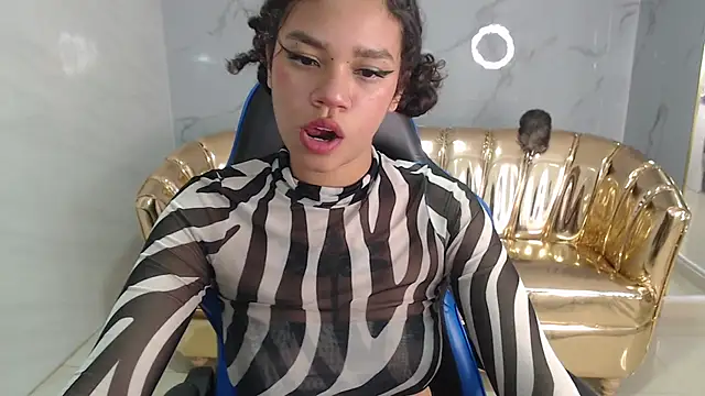 Canela s1 online show from 09/30/25, 08:03