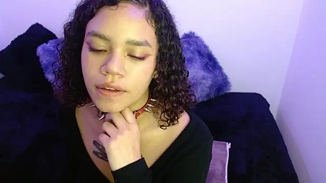 Canela s1 online show from 11/21/25, 08:51