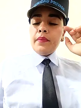 Snapshot of MAYE__13 chatting on 10/28/25, 12:52 MAYE 13 online show from 10/28/25, 12:52