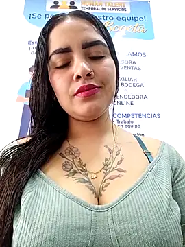 Snapshot of MAYE__13 chatting on 11/08/25, 12:49 MAYE 13 online show from 11/08/25, 12:49