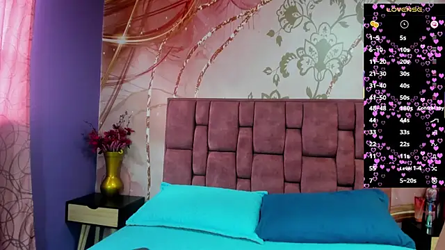 luna maisonn online show from 10/01/25, 08:15