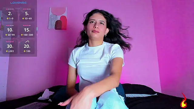 Georgina Ferri  online show from 11/19/25, 05:13