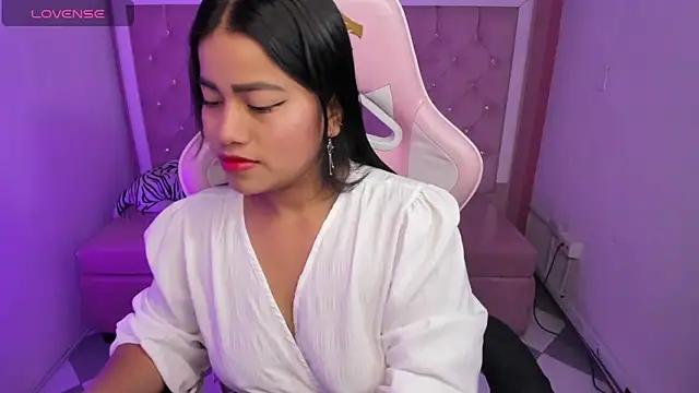 Victoria b  online show from 09/14/25, 12:37