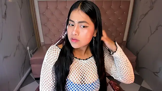 Victoria b  online show from 10/15/25, 08:09