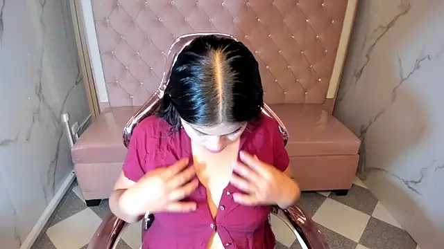 Victoria b  online show from 10/16/25, 07:59