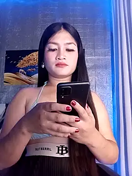 Snapshot of Naughtyalina2 chatting on 12/04/25, 10:29 Naughtyalina2 online show from 12/04/25, 10:29