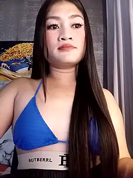 Snapshot of Naughtyalina2 chatting on 12/17/25, 09:59 Naughtyalina2 online show from 12/17/25, 09:59