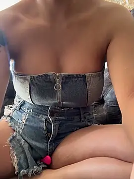 Sarahlove 90 online show from 09/20/25, 08:10