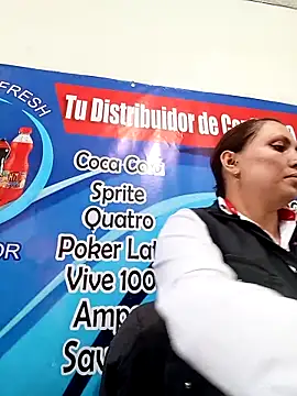 Snapshot of VERONICA__03 chatting on 09/10/25, 02:50 VERONICA 03 online show from 09/10/25, 02:50