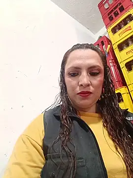 Snapshot of VERONICA__03 chatting on 09/30/25, 02:22 VERONICA 03 online show from 09/30/25, 02:22