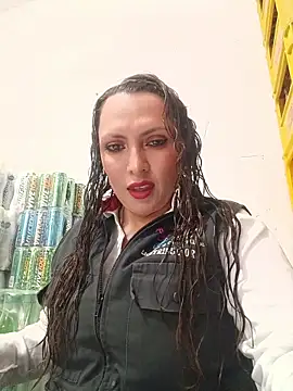 Snapshot of VERONICA__03 chatting on 10/01/25, 03:40 VERONICA 03 online show from 10/01/25, 03:40