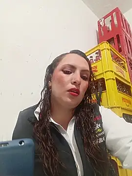 Snapshot of VERONICA__03 chatting on 10/07/25, 04:04 VERONICA 03 online show from 10/07/25, 04:04