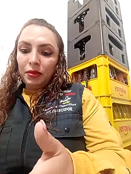 Snapshot of VERONICA__03 chatting on 10/18/25, 03:13 VERONICA 03 online show from 10/18/25, 03:13