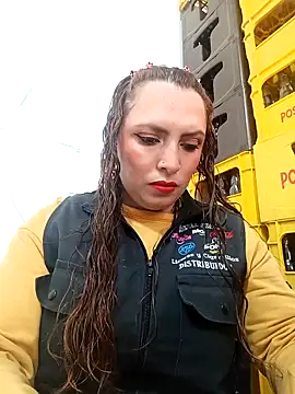 Snapshot of VERONICA__03 chatting on 11/10/25, 01:21 VERONICA 03 online show from 11/10/25, 01:21