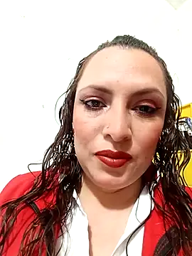 Snapshot of VERONICA__03 chatting on 11/29/25, 12:52 VERONICA 03 online show from 11/29/25, 12:52