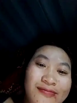 lusy-bae online show from 10/23/25, 02:16