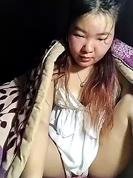 lylylove online show from 05/01/26, 12:59